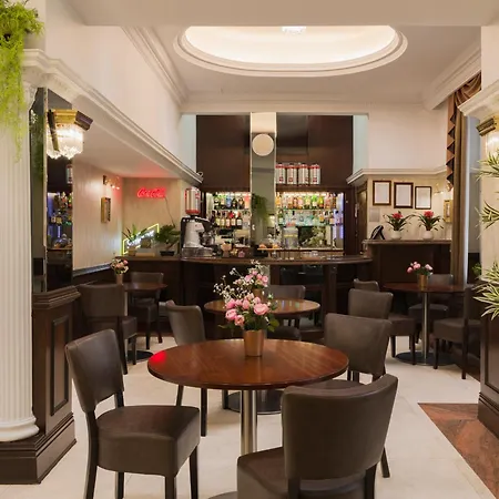 Royal Eagle Hotel-3